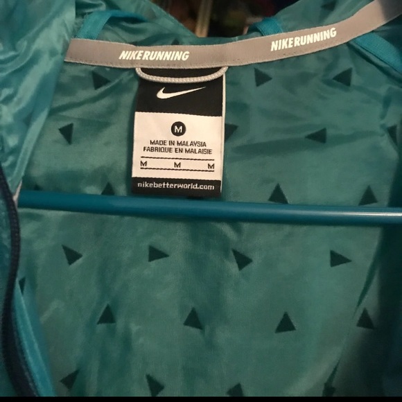 Nike windbreaker - Picture 4 of 4